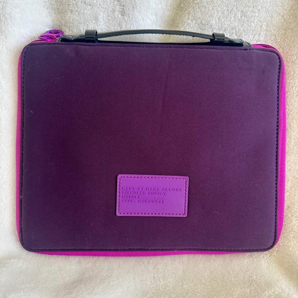 Marc by Marc Jacobs Purple Neoprene Patent Leather Lining iPad Tablet Folio Case